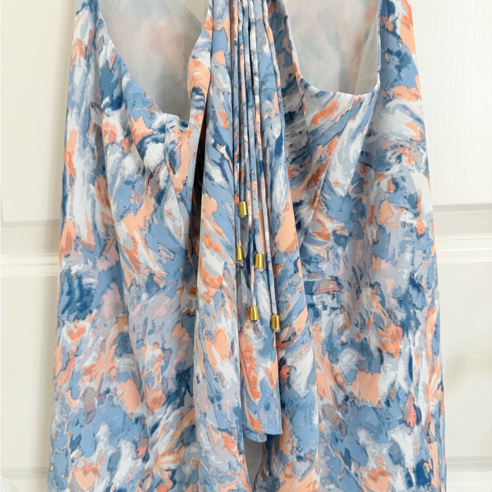Abstract Print Women's Top - Picture 7 of 8